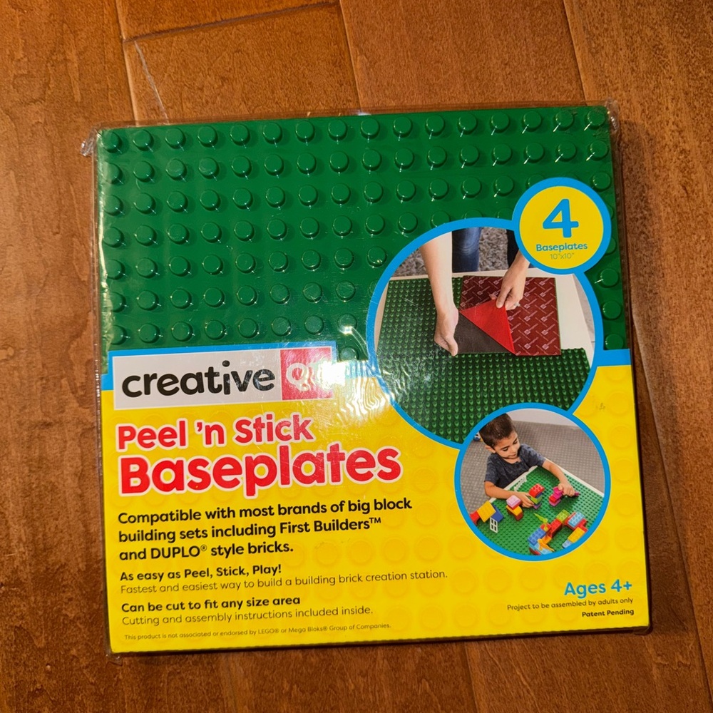 Creative QT Peel 'n Stick Baseplates